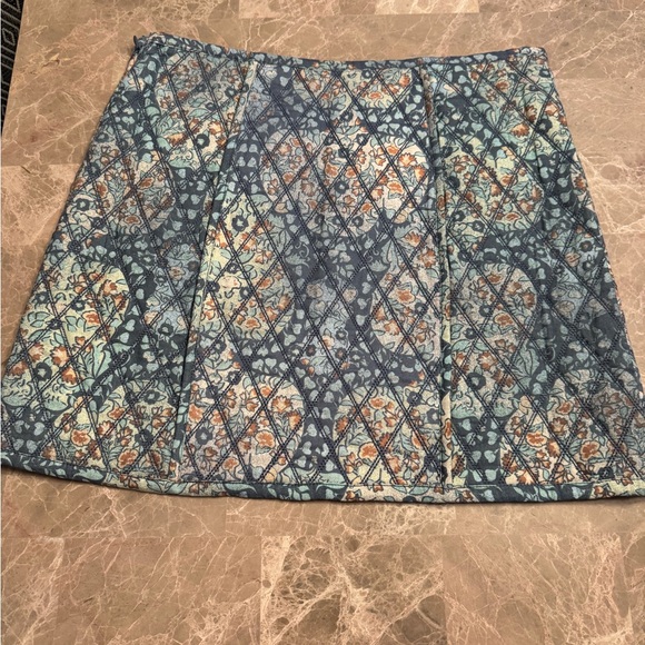 Darla Quilted Cotton Miniskirt
Free People - Picture 9 of 15